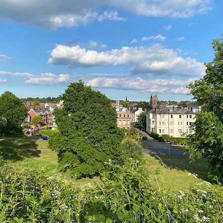 Stunning 1-Bed Flat In Heart Of Tunbridge Wells Buitenkant foto